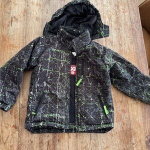 Black and Green kids Ski Snow jacket - Large (6)